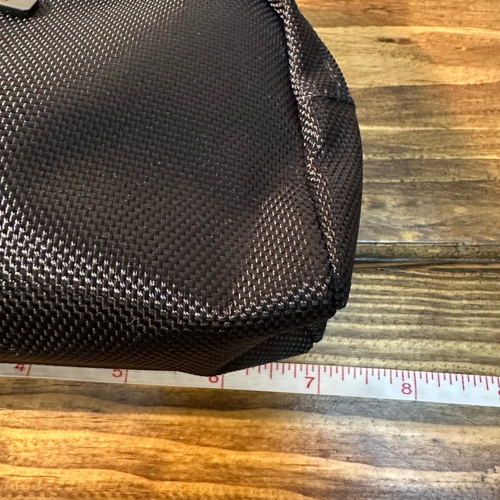 TUMI Alpha MINI CASE Delta AIRLINE First CLASS AMENITY BAG Ballistic Nylon